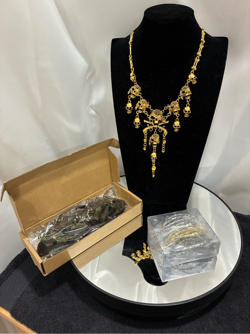 Gold-tone Skull Pendant Statement Necklace - hair clips & mask to match NWT